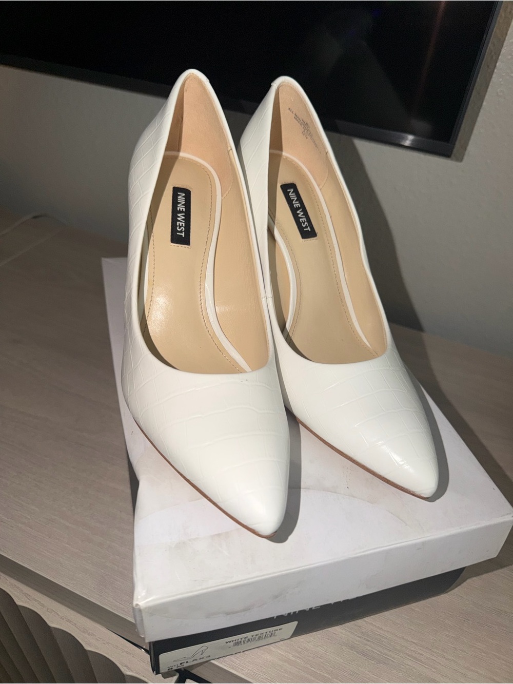 Nine West White Croc-Embossed Pointed-Toe Pumps